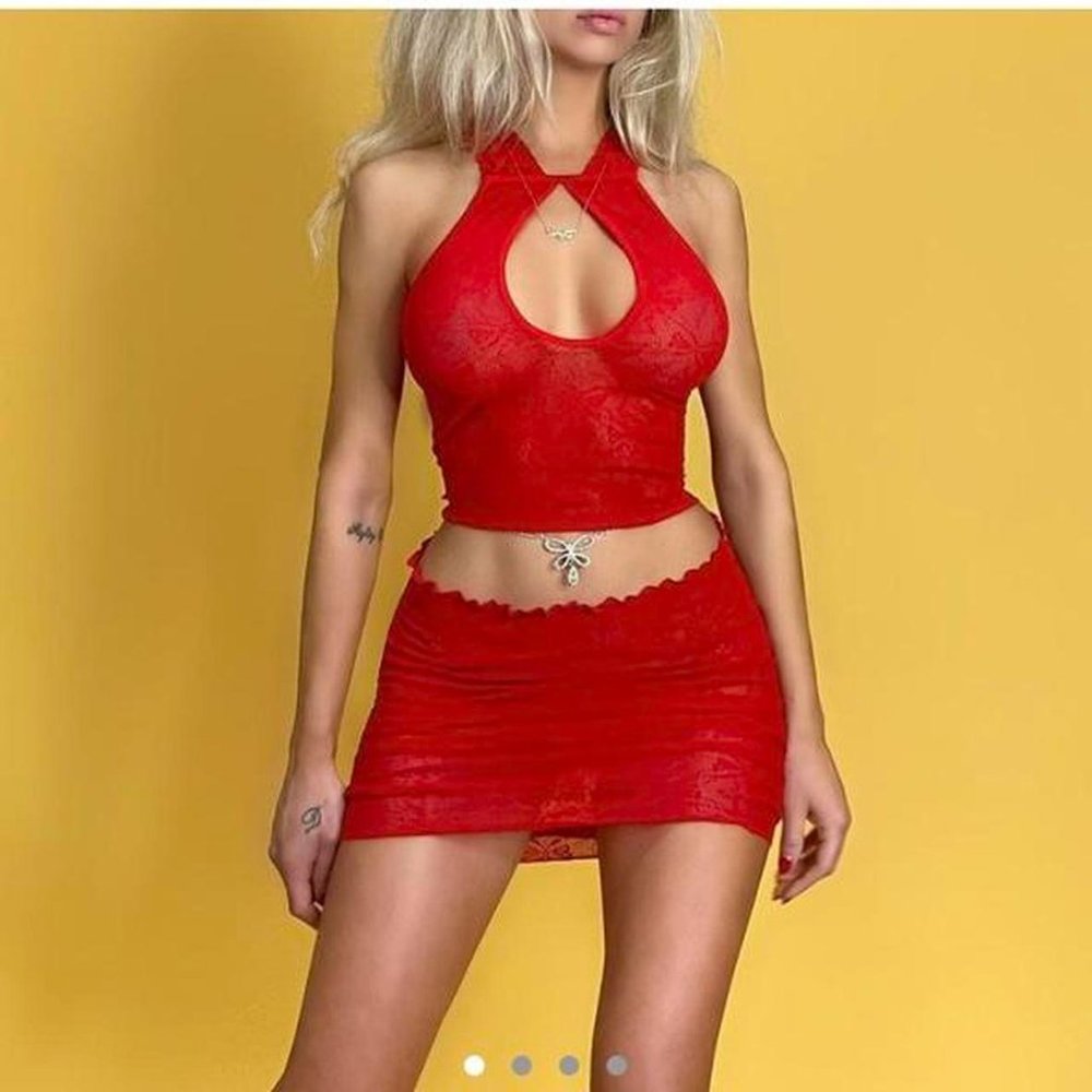 REPOP FROM @denali ON DEPOP